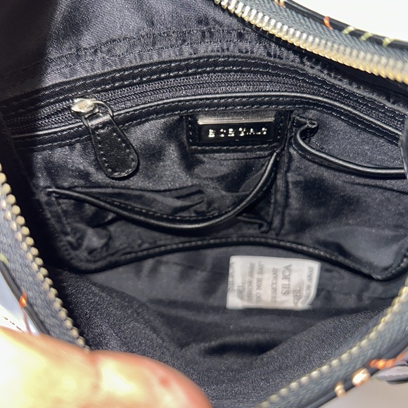 BCBG BAG - Picture 6 of 9